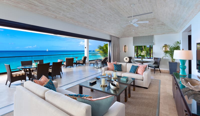 Tree Top Suite Curlew living room_10128